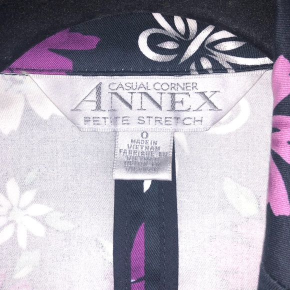 Casual Corner Annex Petite Stretch Blazer - Picture 3 of 3